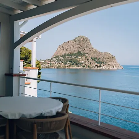 Sant'elia Luxury Home&spa Con Accesso Al Mare