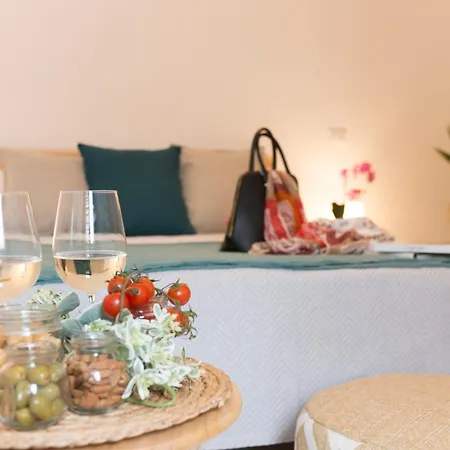 Sant'elia Luxury Home&spa Con Accesso Al Mare Santa Flavia