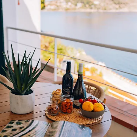 Sant'elia Luxury Home&spa Con Accesso Al Mare Apartment