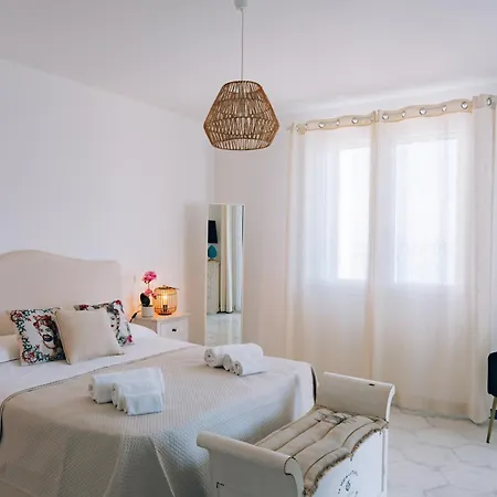 Sant'elia Luxury Home&spa Con Accesso Al Mare Apartment