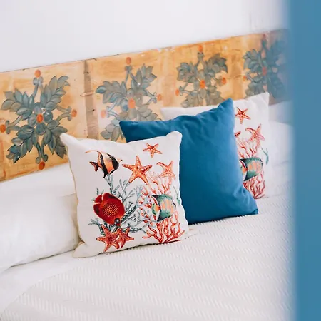 Sant'elia Luxury Home&spa Con Accesso Al Mare