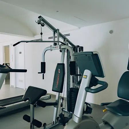 Sant'elia Luxury Home&spa Con Accesso Al Mare Apartment *