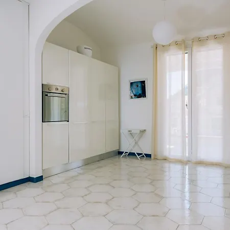 Sant'elia Luxury Home&spa Con Accesso Al Mare