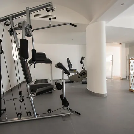 Apartment Sant'elia Luxury Home&spa Con Accesso Al Mare *