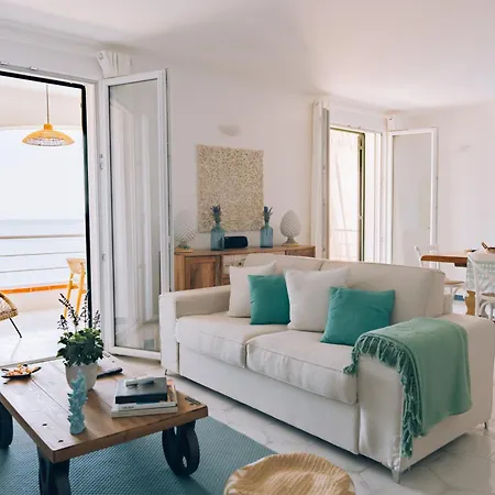 Apartment Sant'elia Luxury Home&spa Con Accesso Al Mare *